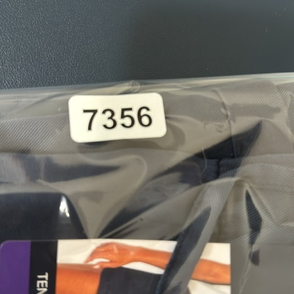 GAP Women's XXL Tencel Short Blue Pull On Drawstring Cuffed NWT Inseam 4" - Picture 12 of 12